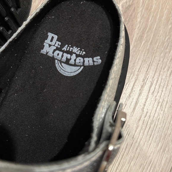 BNWT DR. MARTEN’S LAKETEN SLINGBACK MULE Clogs Silver Metallic Tumble L 8 EU 39 - Picture 5 of 6